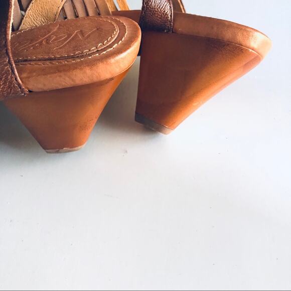 Naya 'Nova' Women's 7.5 Strappy Comfort Leather Sandal Tan High Quality - Picture 7 of 9